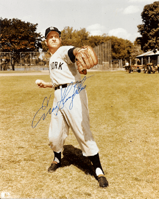 Autographed  ENOS SLAUGHTER 8x10 New York Yankees - Photo