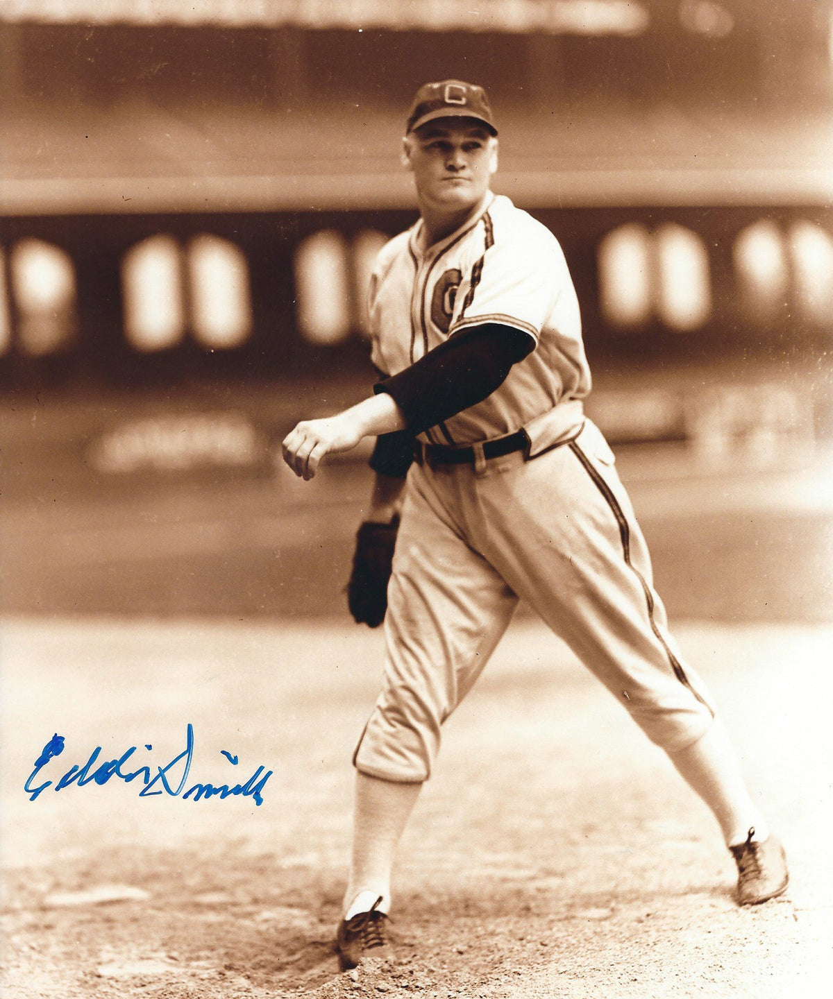 AUTOGRAPHED EDDIE SMITH  8X10 Chicago White Sox Photo