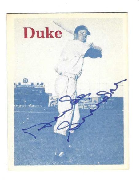 Autographed  DUKE SNIDER Brooklyn Dodgers 1974 TCMA Card