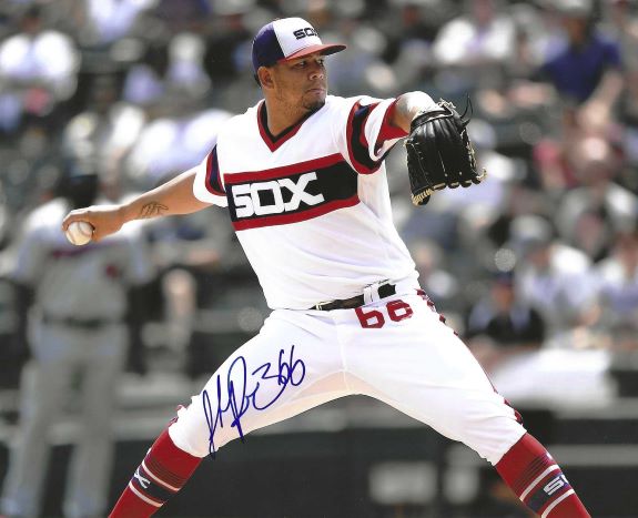 AUTOGRAPHED JOSE RUIZ 8X10 Chicago White Sox photo