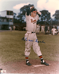 Autographed  WARREN SPAHN 8x10 Milwaukee Braves  Photo