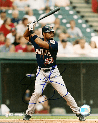 AUTOGRAPHED SHANNON STEWART 8x10 Minnesota Twins photo
