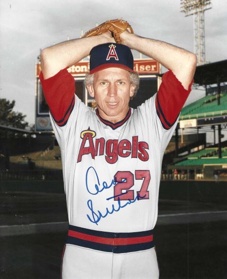 Autographed DON SUTTON 8X10 California Angels Dodgers photo