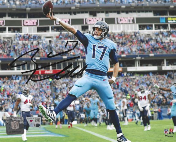 Autographed Ryan Tannehill Tennessee Titans 8x10 Photo w/Fanatics COA