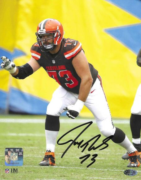 Autographed JOE THOMAS 8X10 Cleveland Browns Photo