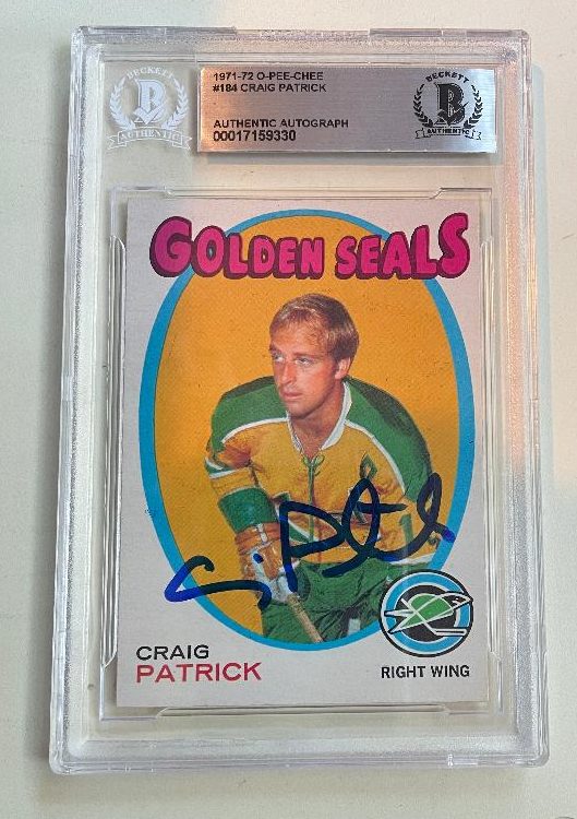 AUTOGRAPHED CRAIG PATRICK California Golden Seals 1971-72 O-Pee-Chee Card Beckett Slabbed