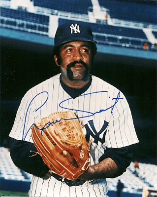 AUTOGRAPHED  photo LUIS TIANT New York Yankees