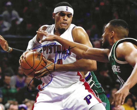 Autographed TOBIAS HARRIS  8X10 Detroit Pistons Photo
