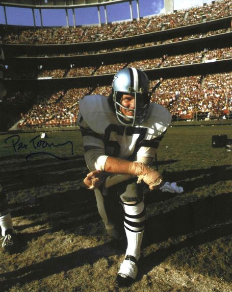 Autographed PAT TOOMAY 8x10 Dallas Cowboys Photo