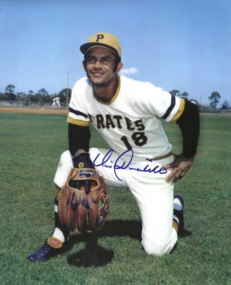 AUTOGRAPHED  VIC DAVALILLO 8x10 Pittsburgh Pirates