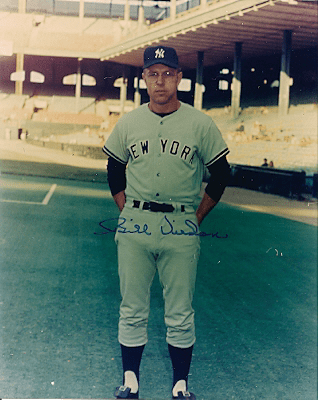 AUTOGRAPHED  BILL VIRDON 8x10 New York Yankees Photo