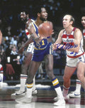 AUTOGRAPHED BOB WEISS 8X10 Washington Bullets photo