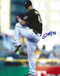 Autographed VANCE WORLEY 8X10 Pittsburgh Pirates Photo
