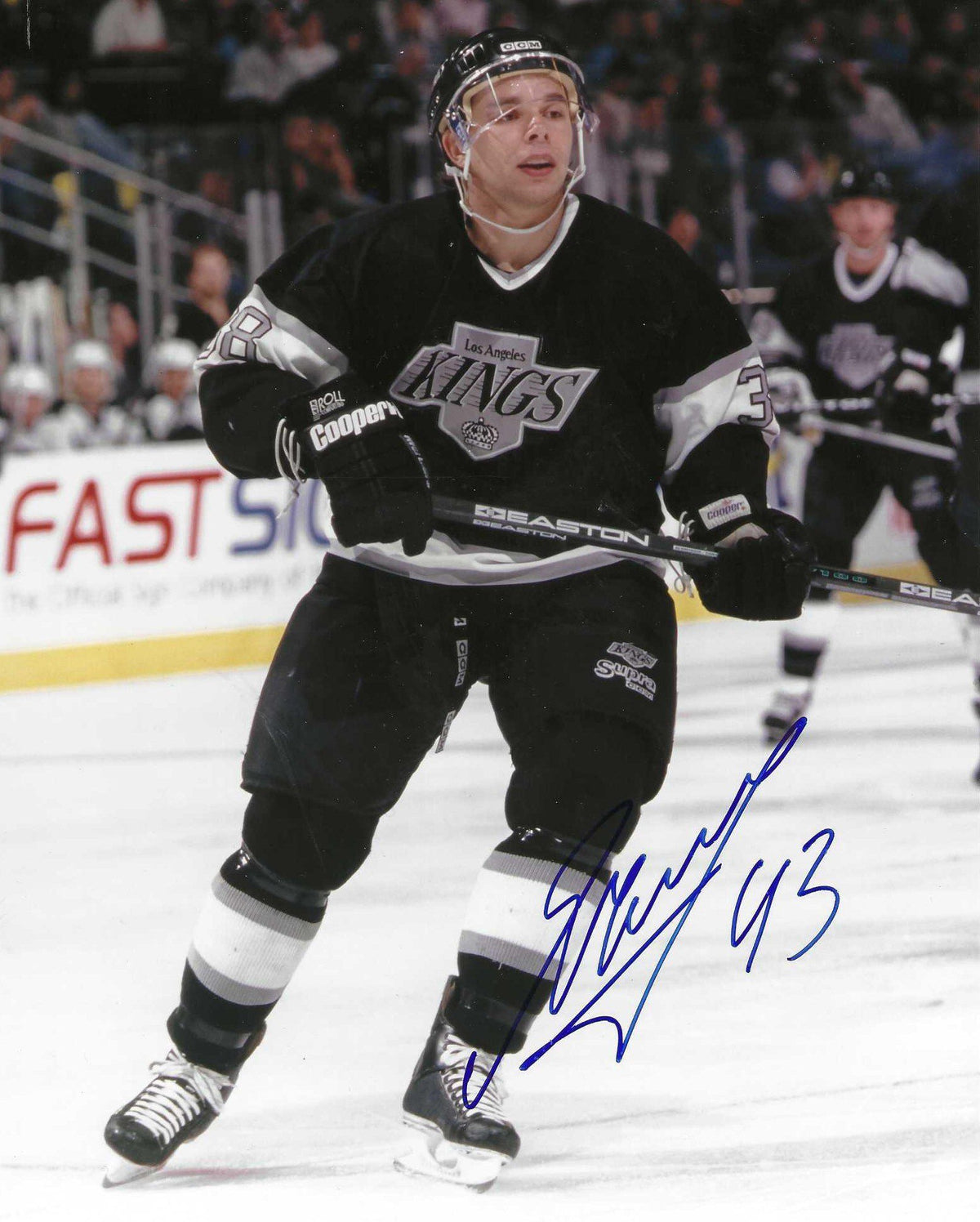 Autographed VITALI YACHMENOV 8X10 Los Angeles Kings Photo